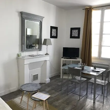 Apartament Carmel 1 *